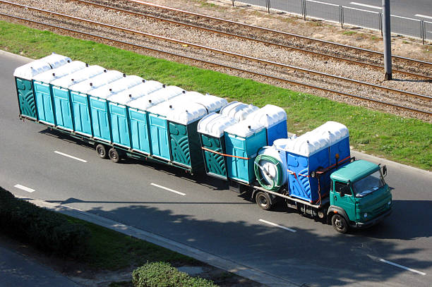 Porta potty delivery and setup in Leland, MS